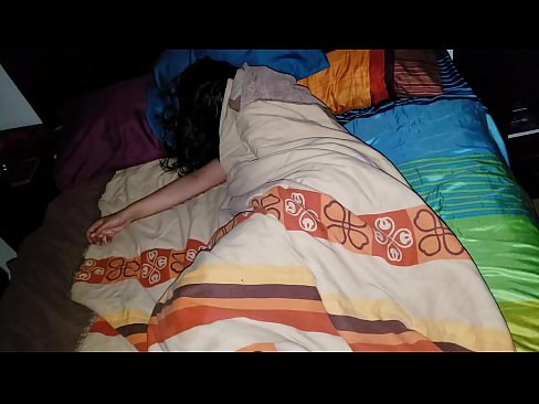 ❤️ Figliastro che rimprovera la sua giovane matrigna mentre lei dorme ️❌ Porno fbal it.filmexxx18.ru ☑